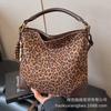 Leopard Print Bag Women's 2025 New Trendy Autumn and Winter Niche Portable Bucket Bag High-end Exquisite Messenger Bag Women's Bag