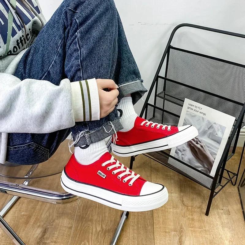 Fashion Women Shoes New Retro Lowtop Sneakers Shoes For Women Canvas Round Toe Cross-tied Causal Flats Women High Top Shoes