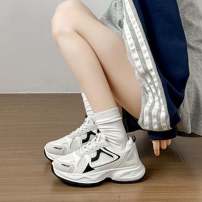 

Autumn and winter new dad shoes are comfortable and breathable American solid color heightening cushioning running shoes burst 35 чёрный