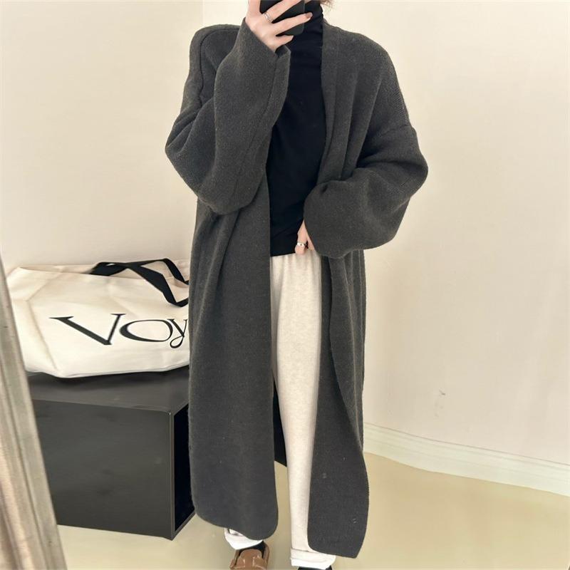 Sweater jacket women's high-end sense retro lazy style loose medium and long autumn and winter new knitted cardigan