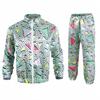 Un set multicolore di abiti hippie dagli anni '80 agli anni '90