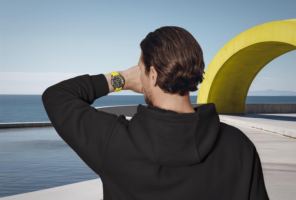 WENGER SEAFORCE CHRONO Quartz Analog Watch with Stainless Steel Case Black Ice Yellow Silicone 200m Water Black Men's (316L), Dial, Strap, Resistance,