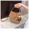 Ielgy Woven Straw Bag Niche Design Fashion Seaside Beach Mobile Phone Bag Shoulder Crossbody Female Bag