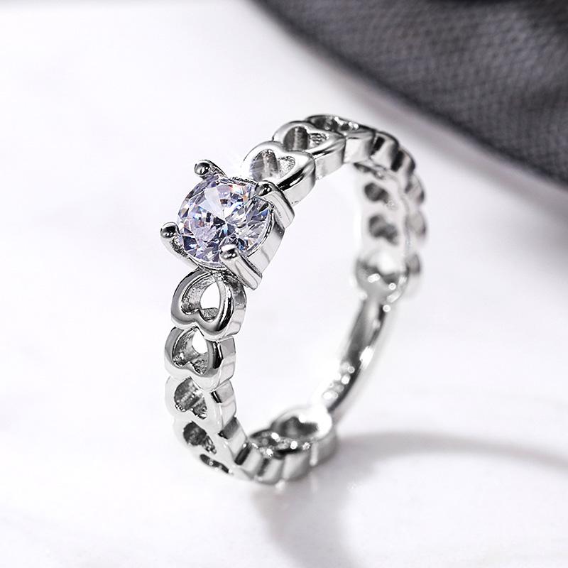 Korean Style Women Wedding Rings Fresh Hollow Out Heart Band Design Fashion Jewelry Shiny Round CZ Party Rings for Female