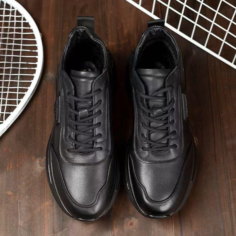 2025 Spring/Autumn Men's Black Casual Soft Leather Sneakers