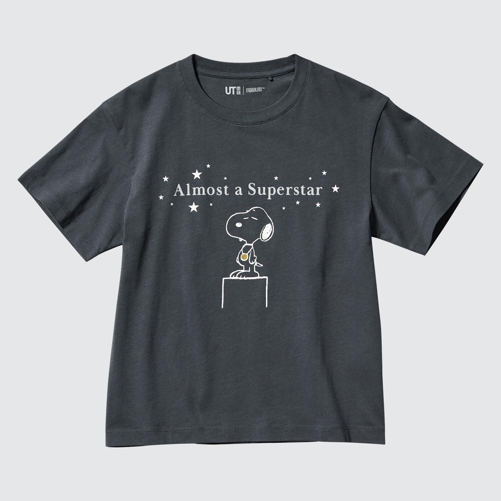 

UNIQLO ДЕТСКИЙ АРАХИС UT (графический Т, короткий рукав)