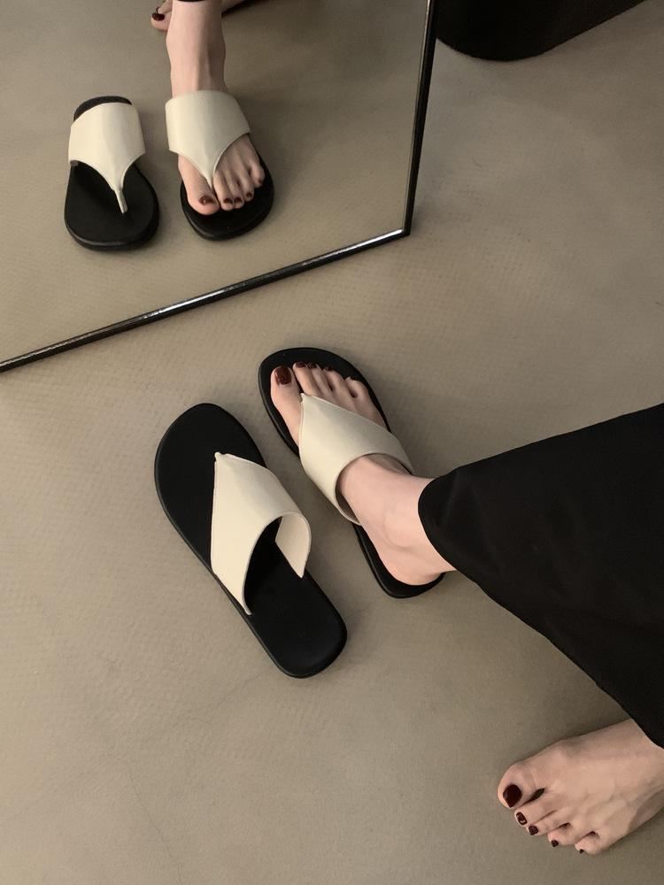 Platform slippers women's summer wear 2025 new fashion beach flip-flops women's sandals casual flip-flops sandals