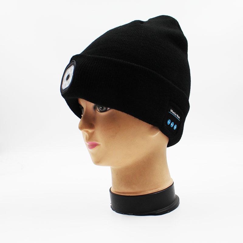 Rechargeable LED Light Beanie - Glow-in-the-Dark Winter Hat for Night Running Outdoors