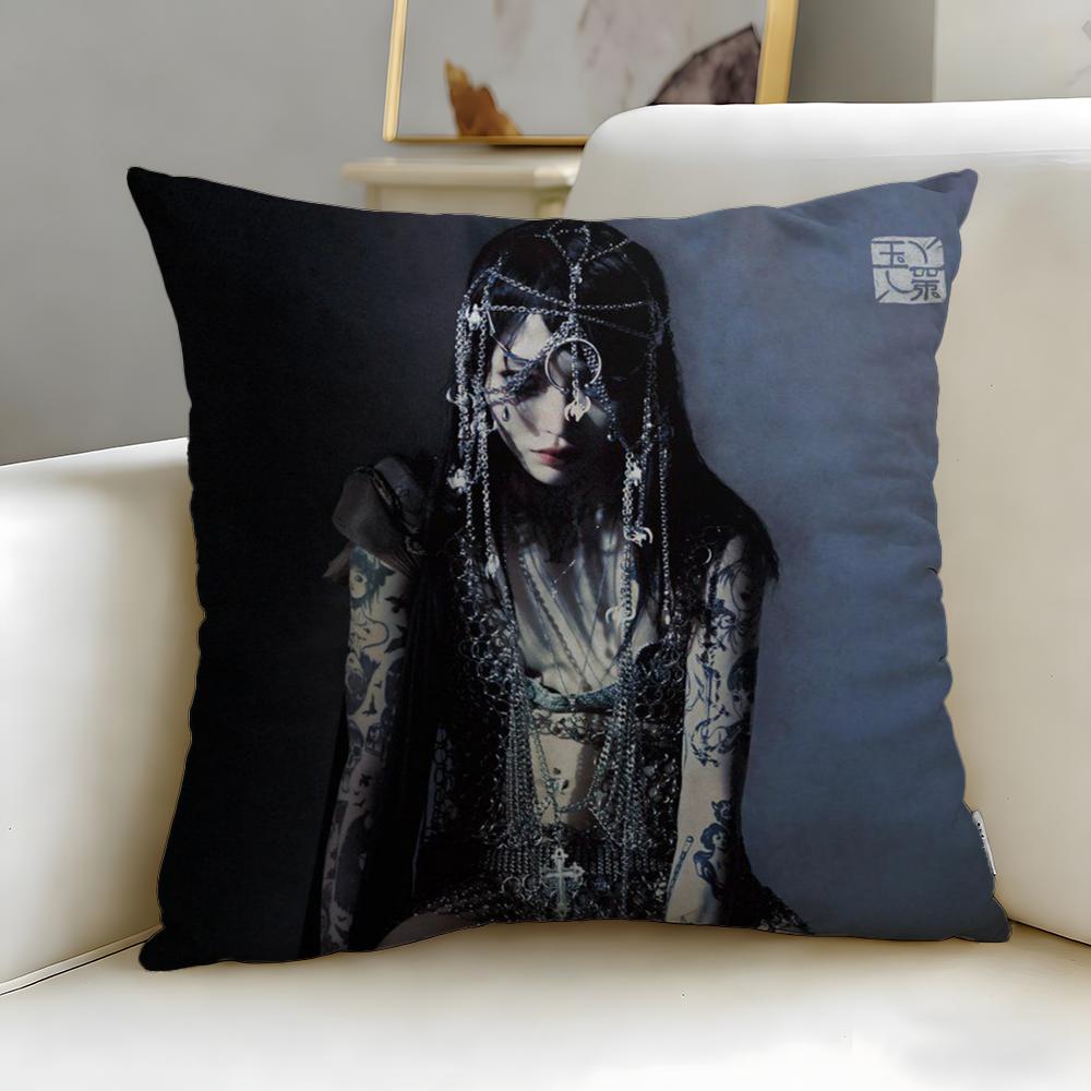 Fashion Yyeuleable Cushion Cover Soft EasyWash Pillow Case Versatile for Couch Bed Travel and Office