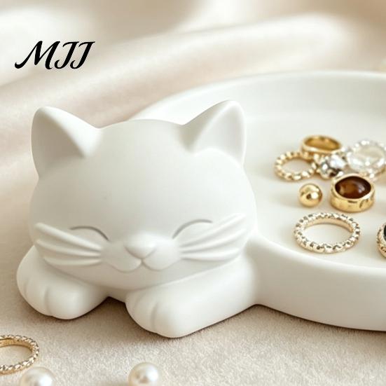 Minimalist Trinket Bowl Cute Sleeping Cat Ring Dish, 3D Printed Jewelry Tray Organizer for Earrings Decorative Succulents Pot Keys Trinkets,