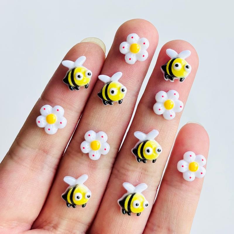 

55 Pieces Of Mixed Style Nail Art Resin Cute Mini Cartoon Bee Flower Charm Rhinestone Diy Nail Craft 3D Decorative Jewelry A148