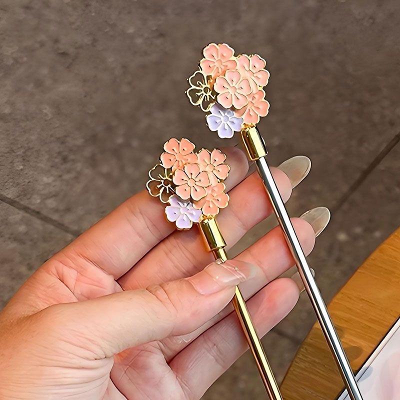 Stainless Steel Japanese Cherry Blossom Spoon Exquisite Dessert Long Handled Ice Spoon Household Bird's Nest Mixing Spoon