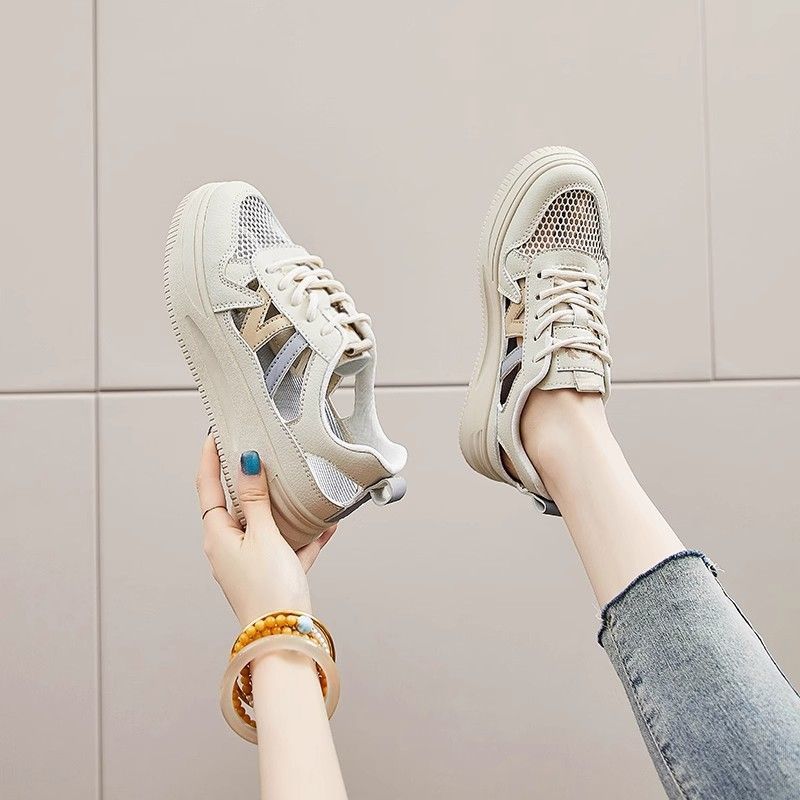 Summer women's shoes 2025 new hollow thin breathable board shoes versatile soft sole comfortable trend casual white shoes
