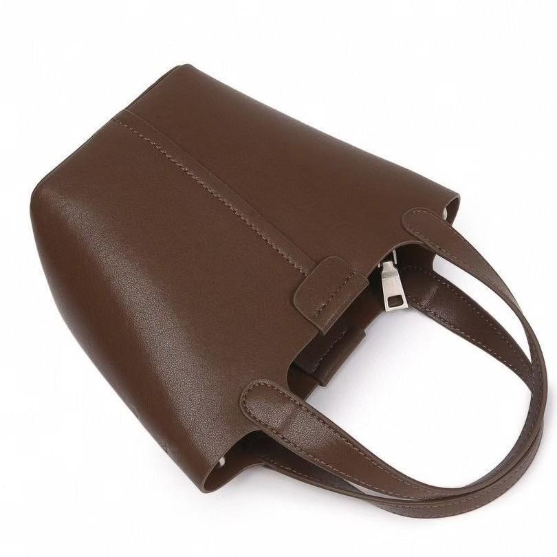Bags Autumn and Winter New Bucket Bags Vegetable Baskets Women's Bags Genuine Leather Handbags High-end Niche Messenger Bags