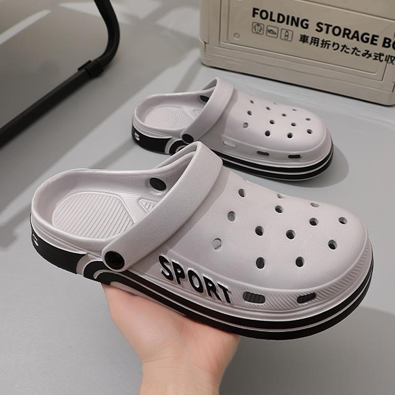 Thick Soled Anti Slip Two on Sandals for Women, New Style for Indoor and Outdoor Wear, Perforated Shoes for Men in Summer