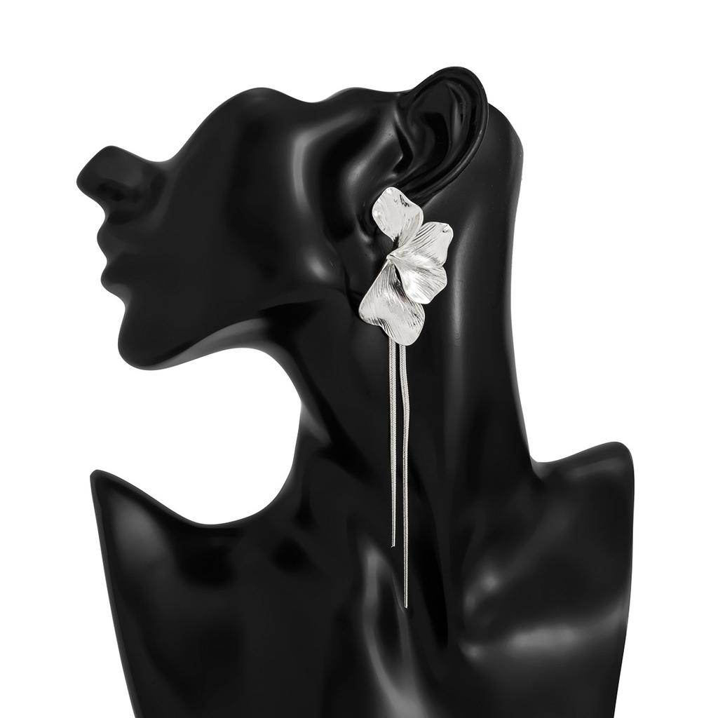 Eleganti Orecchini Pendenti con Fiori e Lunghe Frange per Donna Romantici Orecchini Pendenti con Petali di Foglie di Ginkgo Lusso Gioielli da Matrimonio
