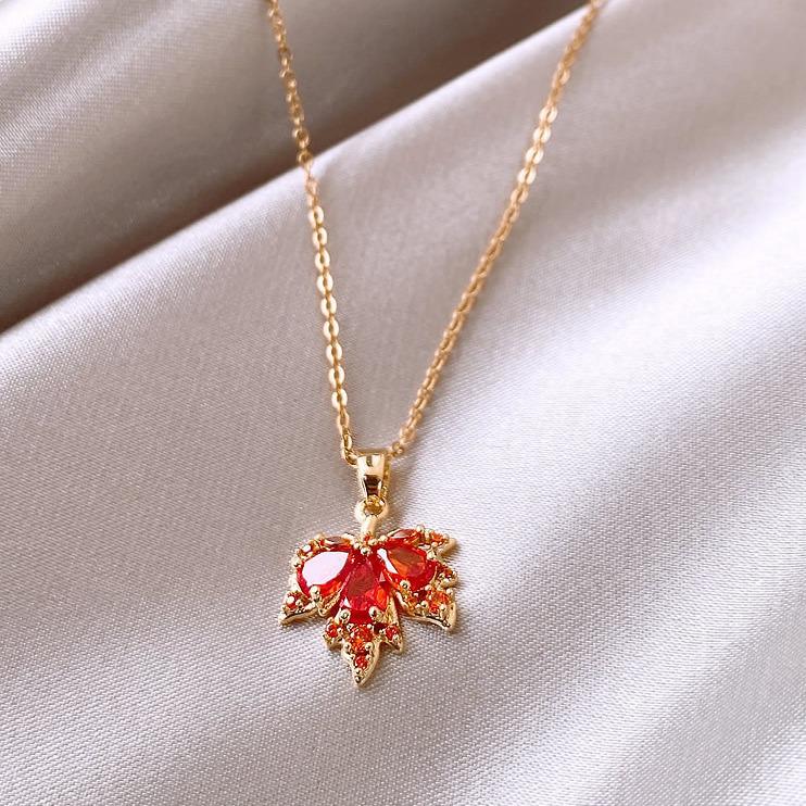 Autumn Maple Leaf Pendant Necklace - High-End Niche Design for Women