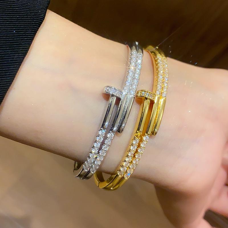 18K Gold-Plated Zircon & Mother-of-Pearl Oval Bangle - Elegant, Versatile Luxury Bracelet for Women