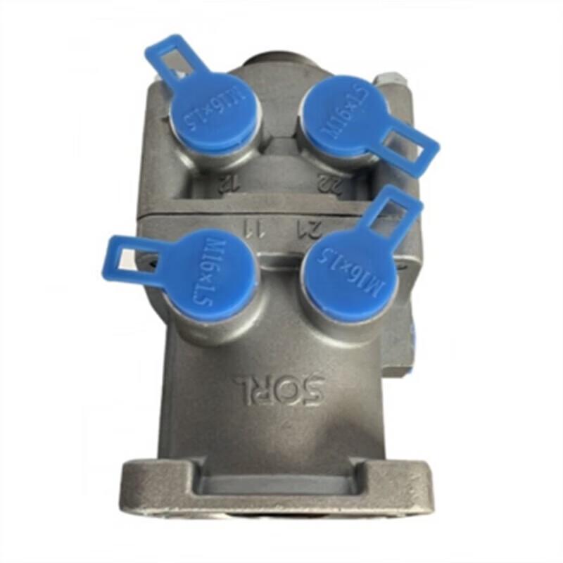 Dongfeng EQ2102 Brake Master Cylinder 1