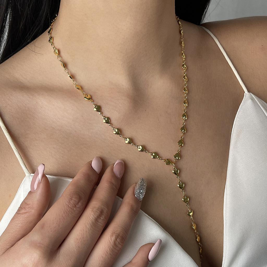 Prosty Naszyjnik z Wisiorkiem w Kształcie Serca z Frędzlem w Kształcie Litery Y