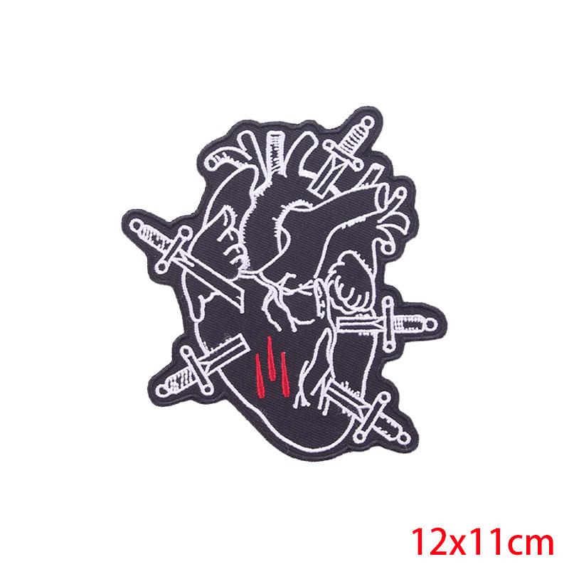 Horror Skull Patch Punk /Letter Embroidered Sew Patch Jackets Backpack Diy Iron On Patches For Clothing Ironing /Stickers 