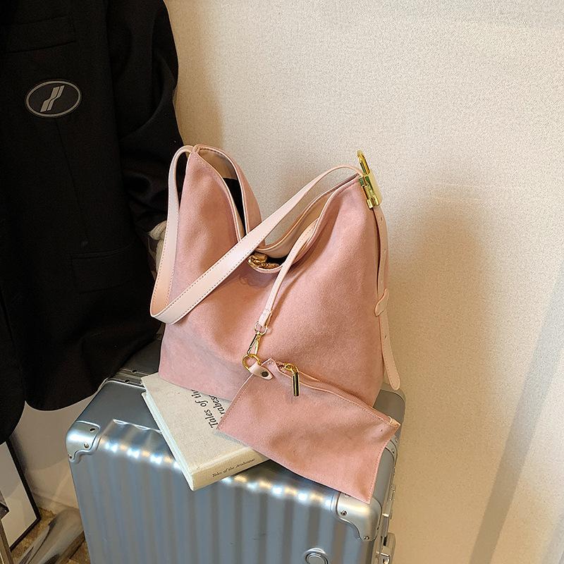 Frosted Retro Bag Women's Large Capacity 2025 New Autumn and Winter Versatile Casual Single Shoulder Child and Mother Bag Commuter Tote Bag