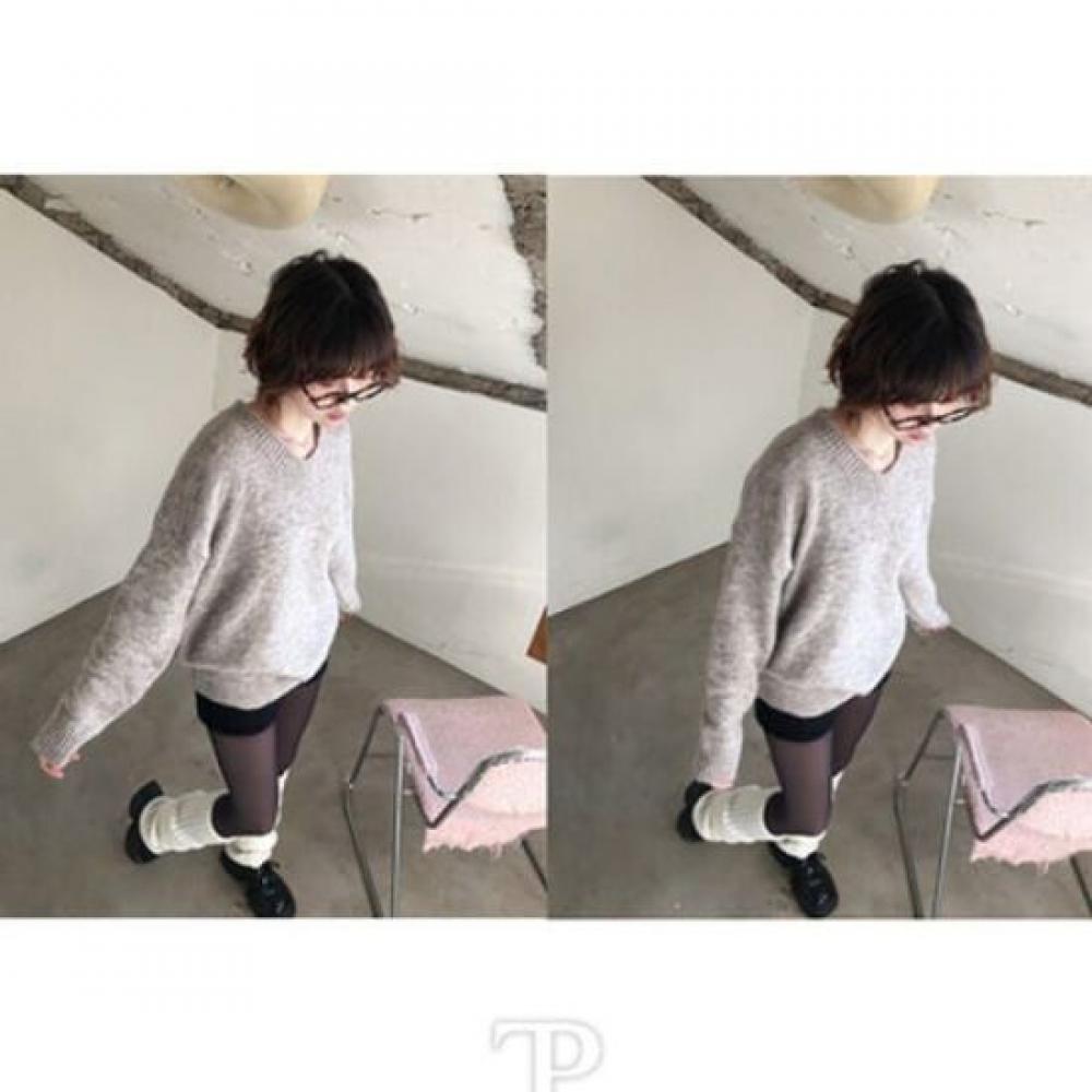The Pink Women Loose Fit V Neck Long Wool Knit