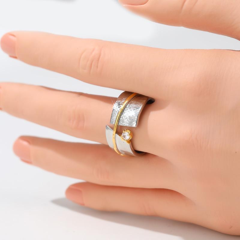 Vintage Inlaid White CZ Women's Ring Ethnic Two Color Hand Carving Daily Wear Party Jewelry Anniversary Gift