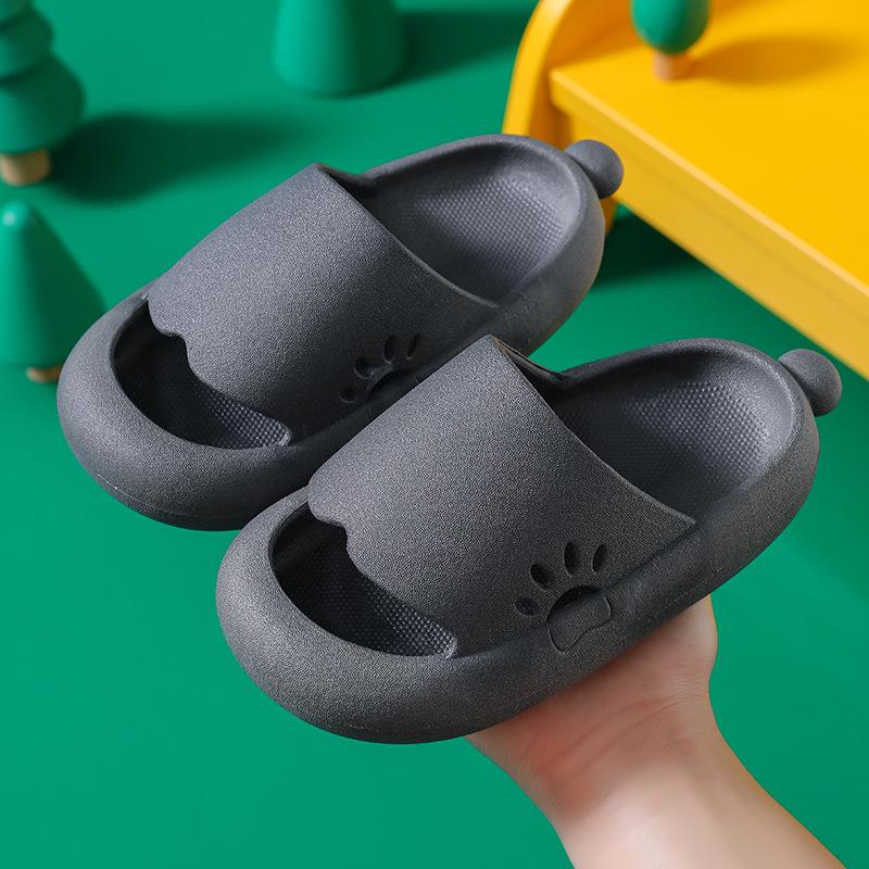 Non-Slip Anti-Odor Slippers for Guest Bathroom - Suitable for Men and Women, All-Season, Hotel and Home Use.