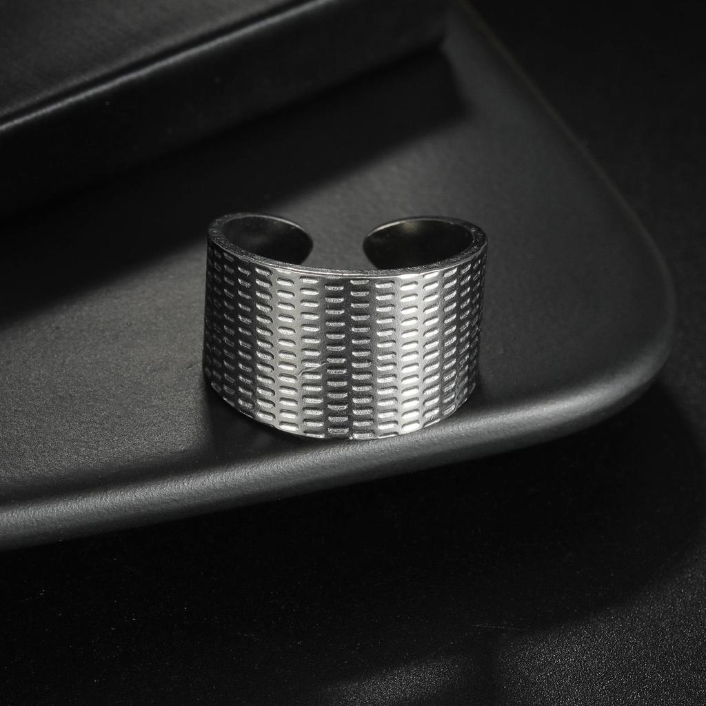 Adjustable Non-Fade Electroplated Couple's Ring