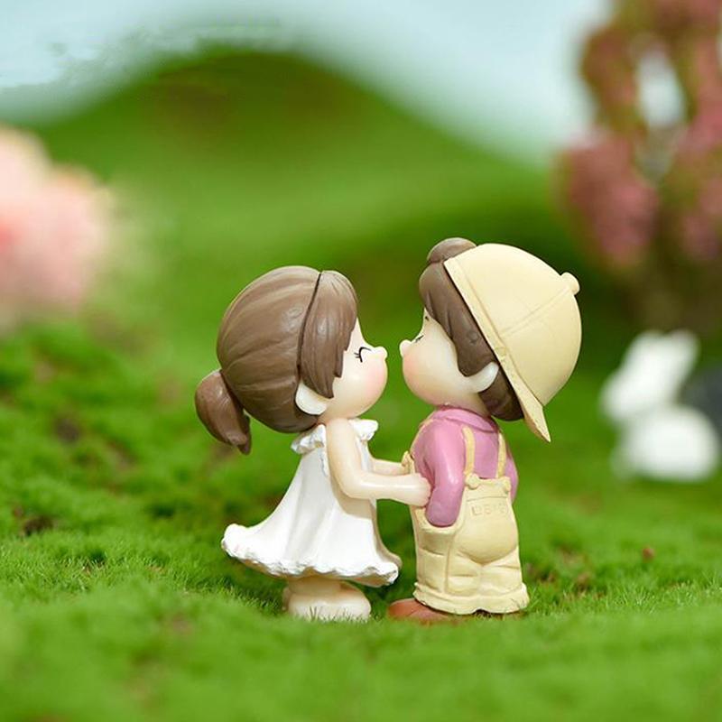 1 Pair Dancing Couple Miniature Desktop Home Decor Cake Ornament Gifts Dollhouse