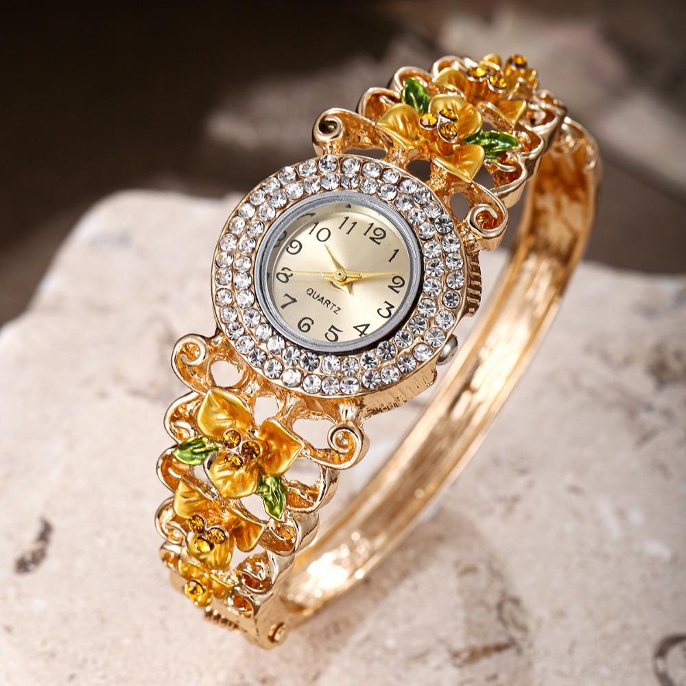 Quartz Movement Rhinestone Dress Watch Round Dial Quartz Bracelet Wristwatch Casual Occasion