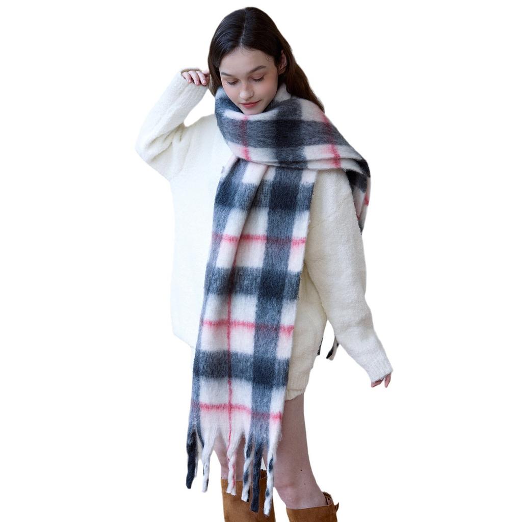 Korean version of the atmosphere thickened imitation cashmere plaid scarf women's winter fringed scarf shawl