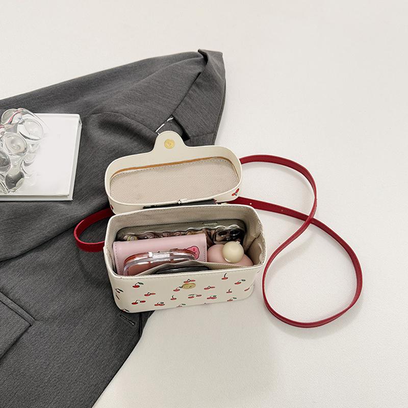 Summer New Square Crossbody Bag for Women Cute Cherry Buckle Handbags Versatile Commute Single Shoulder Bags CLE