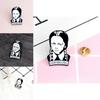 Wednesday Addams Brosch Märke Semester Skräck Gåva Till Fans