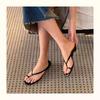 Summer Women's Shoes 2024 High Quality Women's Slippers Fashionable Thong Outdoor Beach Shoes Solid Color Low Heel Women's Shoes
