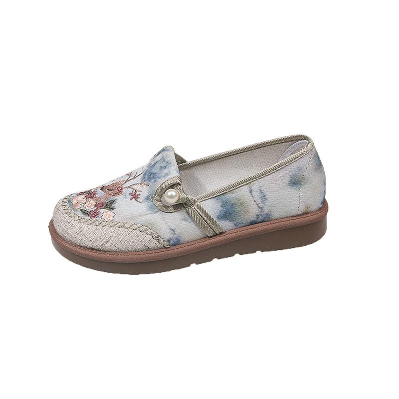 Spring new cloth shoes women's embroidered shoes women's one-pedal flat shoes versatile casual shoes breathable single shoes