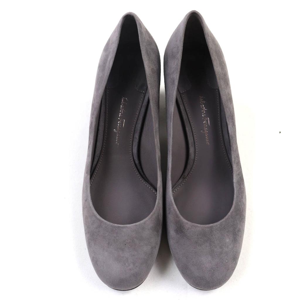 Salvatore Ferragamo Czółenka Okrągły nosek metaliczny obcas w kształcie kwiatu szary Kobiety 7 07366 Używane