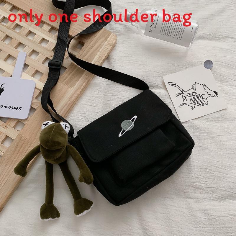 Canvas Shoulder Bag For Women With Stitching Detail And Street Style For Daily Use