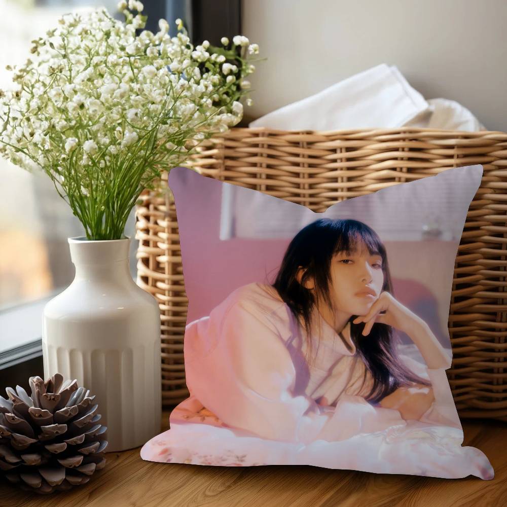 Singer C-Choi-Yena Pillow Anime Pillow Sofa Bed Head Pillow Cover Cushion Cover 45x45 Cm Fashion