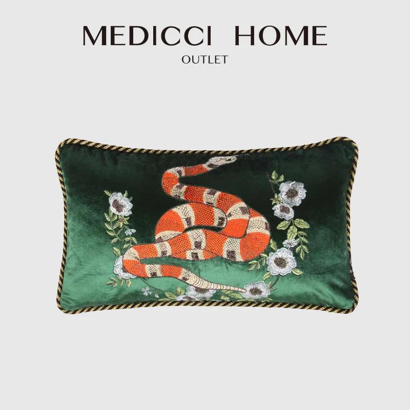 Medicci Home Vintage Cushion Cover Red Wine Velvet Plant Animals Honeybee Embroidery Throw Pillow Case Luxury Living Room Decor