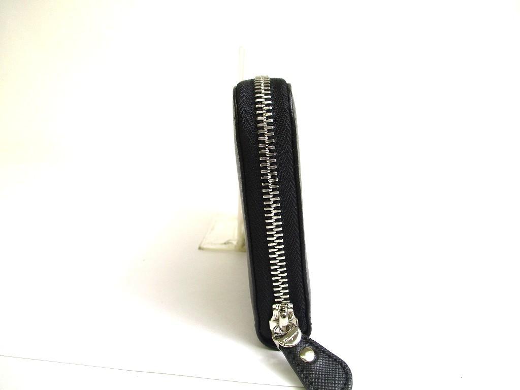 Authentic Salvatore Ferragamo Gancini Black Leather Silver H/W Round Zip Wallet #a683  Refurbished