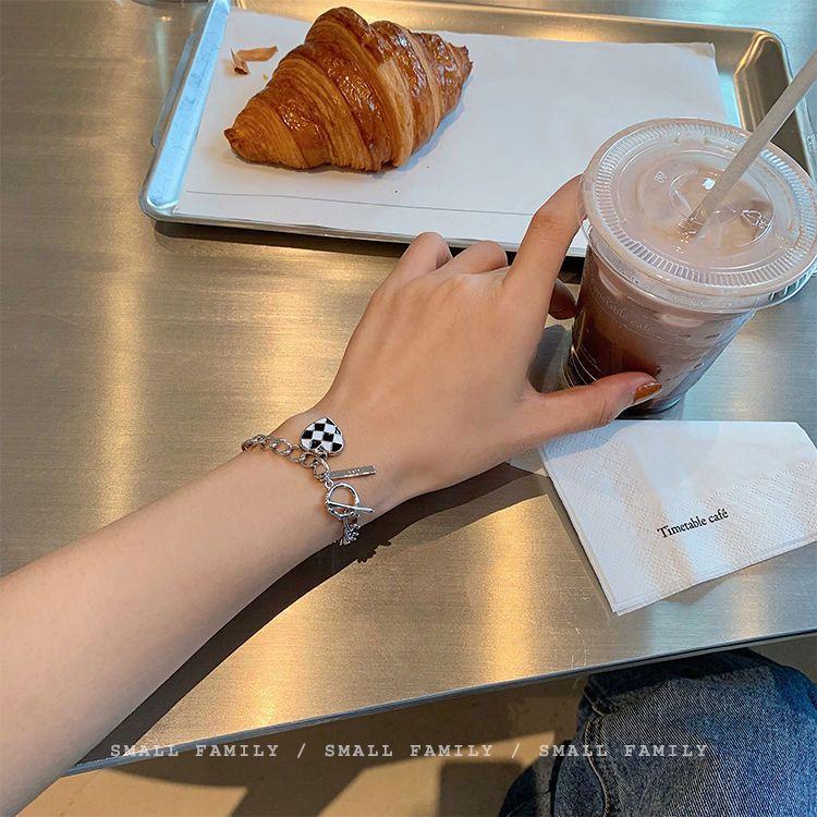 

Новое ожерелье в клетку, набор браслетов с подвеской в виде сердца, модный крутой чокер, цепочка для свитера, ожерелье, меняющее цвет от температуры, для женщин