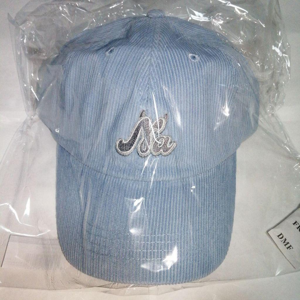 [POUŽITÉ] TWICE NAYEON BEAT AX VOL.5 Kšiltovka