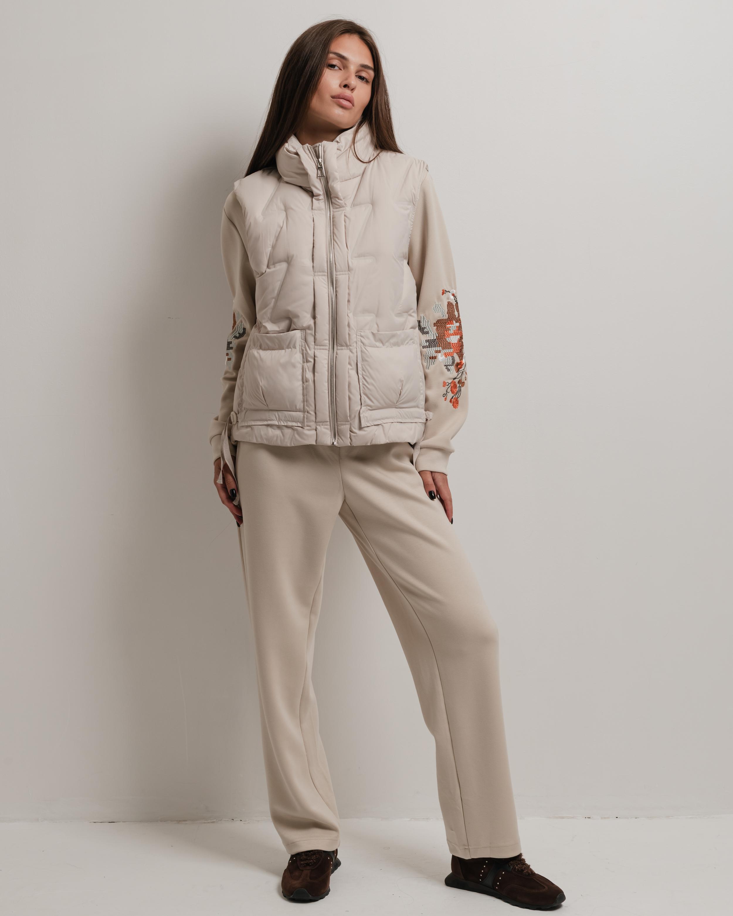 

Suit with vest PHARDI 7066 38 beige (vest, jacket, trousers) 42 бежевий