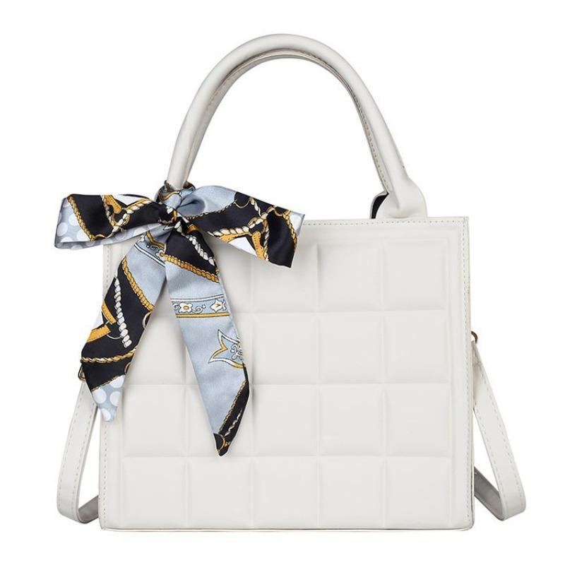 Textured Largecapacity Underarm Handbag Bag Women's Spring and Summer New Trendy Fashion Messenger Portable Tote Bag