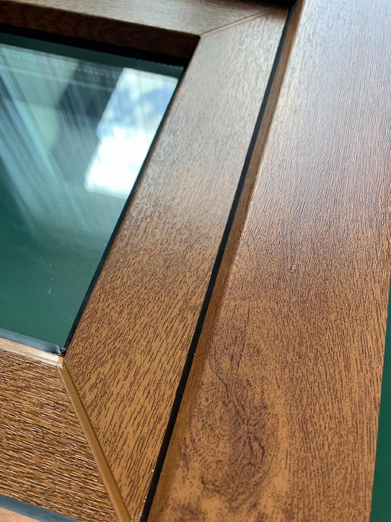 Okno Zlatý dub PVC výklopné 70x40cm, Nové 700x400 mm dvoudílné výklopné