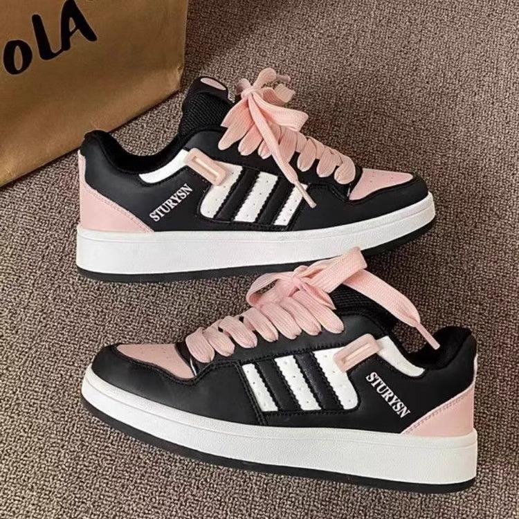 2025 New Black Pink Platform Bread Shoes Women's Ins Spring Popular Shoes Students Lightweight Casual Versatile Board Shoes