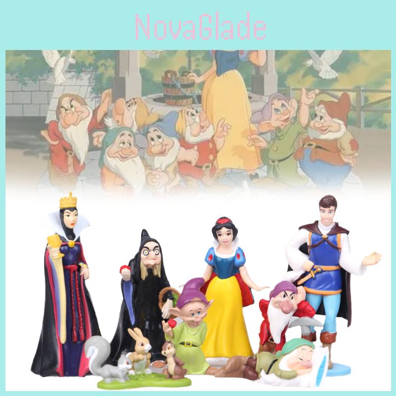Uroczy Zestaw Figurek Królewny Śnieżki i Siedmiu Krasnoludków Idealny do Dekoracji Tortu
