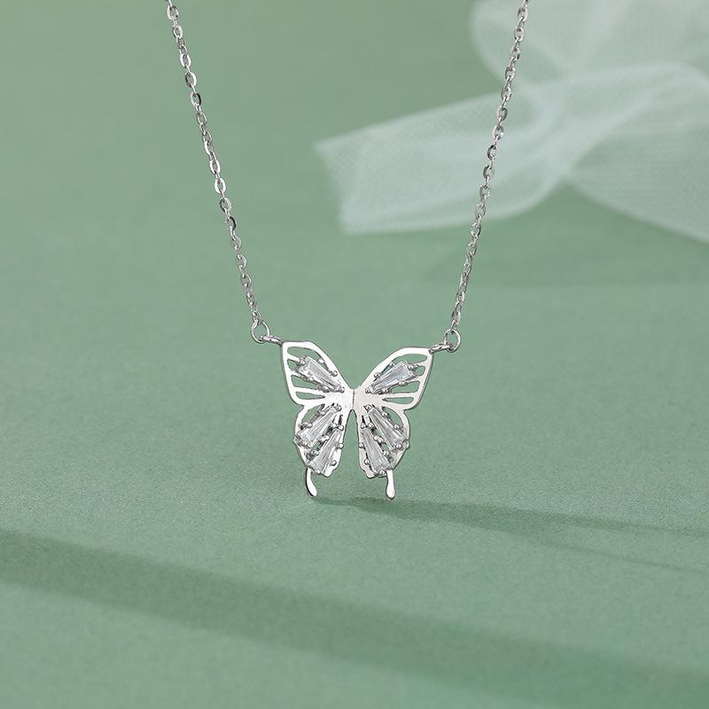 Exquisite Butterfly Necklace, Feminine Style, Versatile, and Unique Design, Sweet Collar Chain